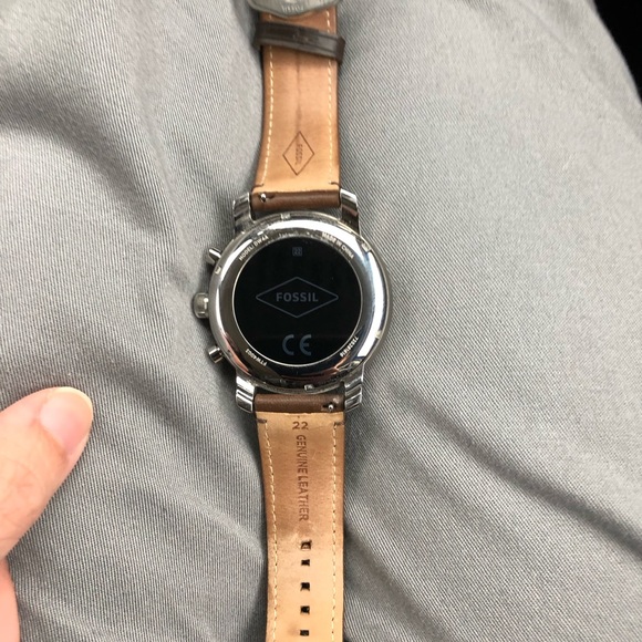 Fossil smart watch - Picture 2 of 3